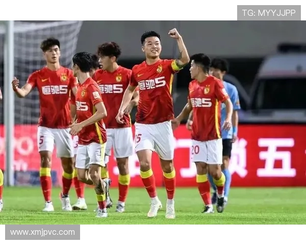 曝四川队欠薪严重，球员超市已开张，广东队捡漏前国青队长