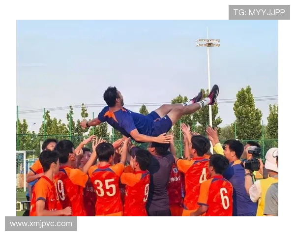 泰安发布丨我市构建足球事业可持续发展新模式 建设男女U8—U15单年龄段梯队 完善泰安天贶属地...